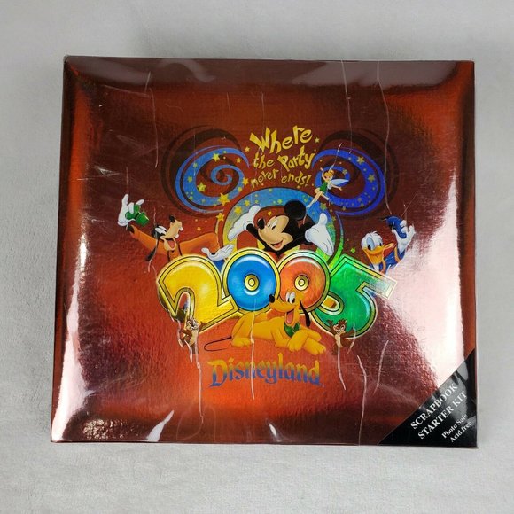 NEW SEALED! Walt Disney World 2005 Scrapbook Album Kit Where The Party Never End - Picture 1 of 2